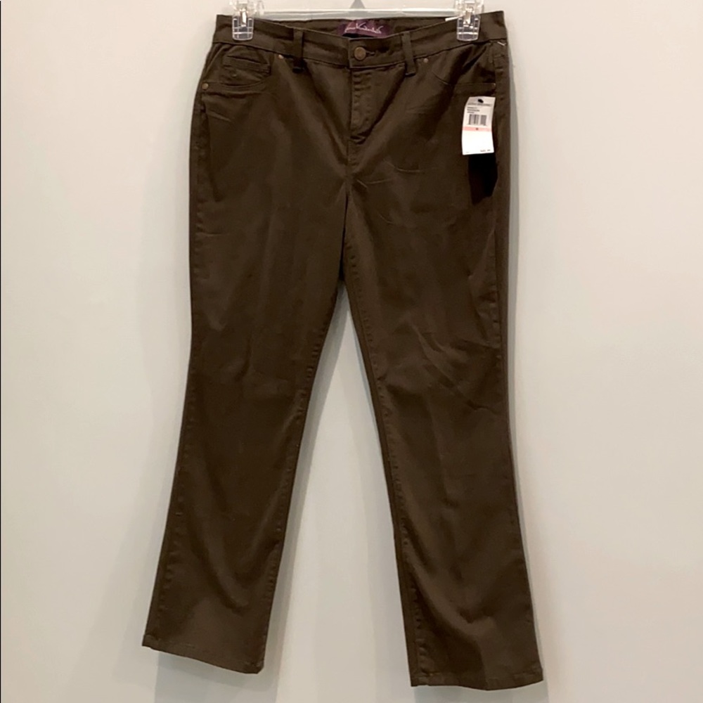 Gloria Vanderbilt Low Rise ankle pants-NWT- 10
